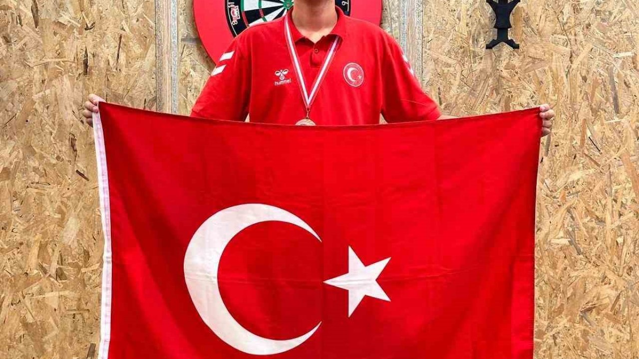 Yıldırımlı dartçılardan milli gurur