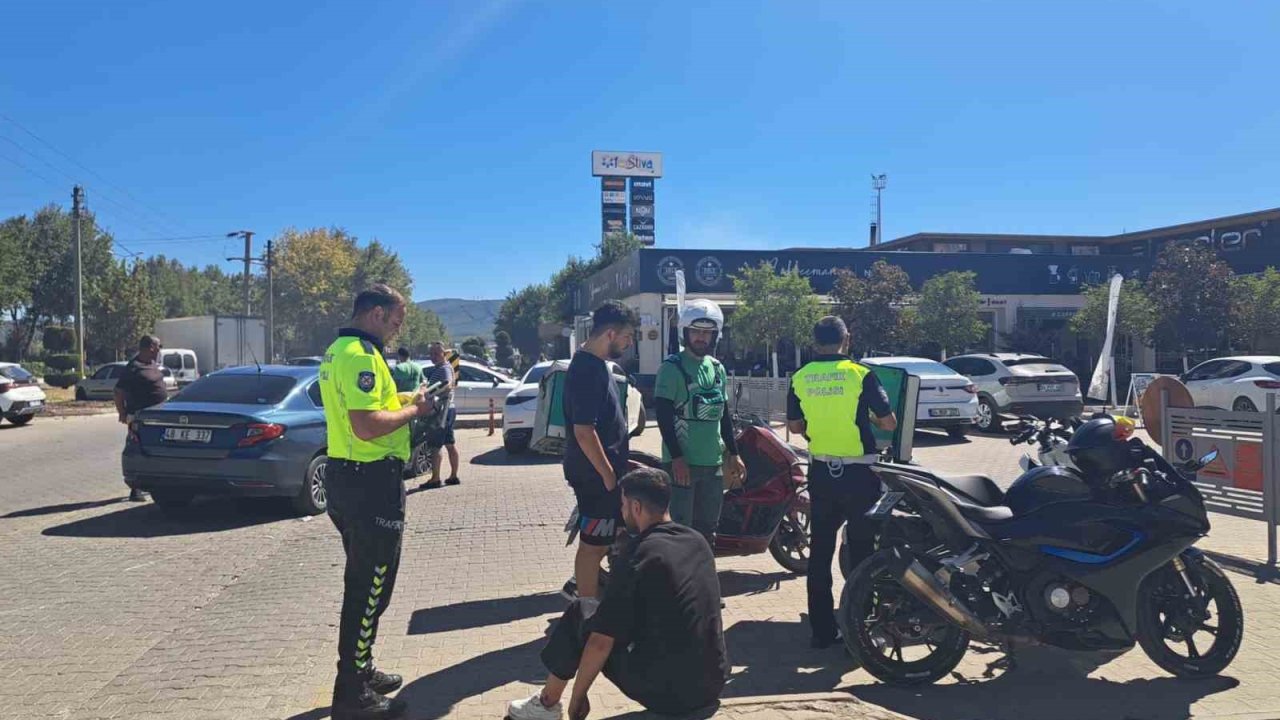 Menteşe’de motosiklet ve otomobil çarpıştı: 1 yaralı