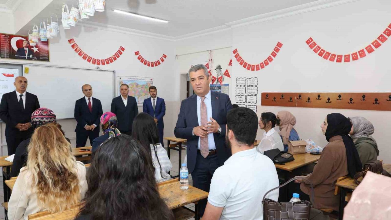Erzurum’da Türkiye Yüzyılı Maarif Modeli seminerleri