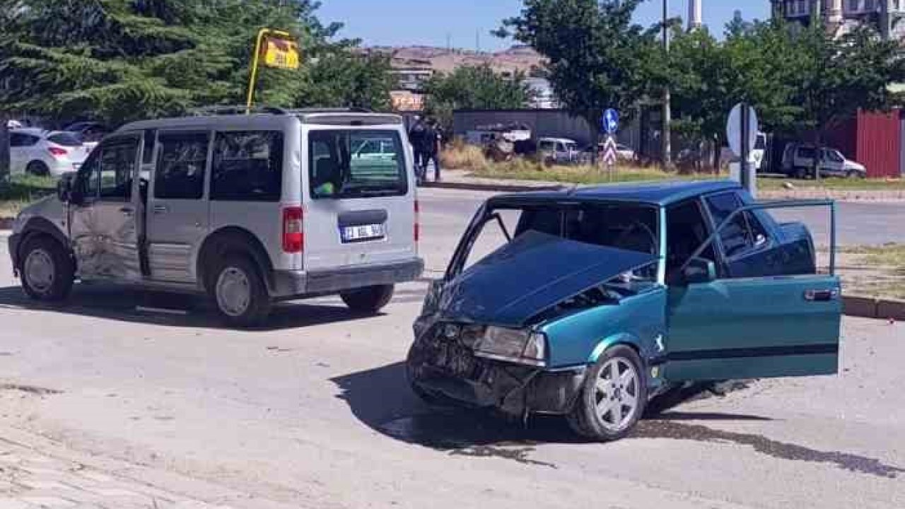 Elazığ’da trafik kazası: 2 yaralı