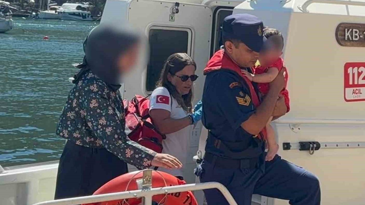 Gezi teknesinde yaralanan bebek için Sahil Güvenlikten tıbbi tahliyesi yapıldı