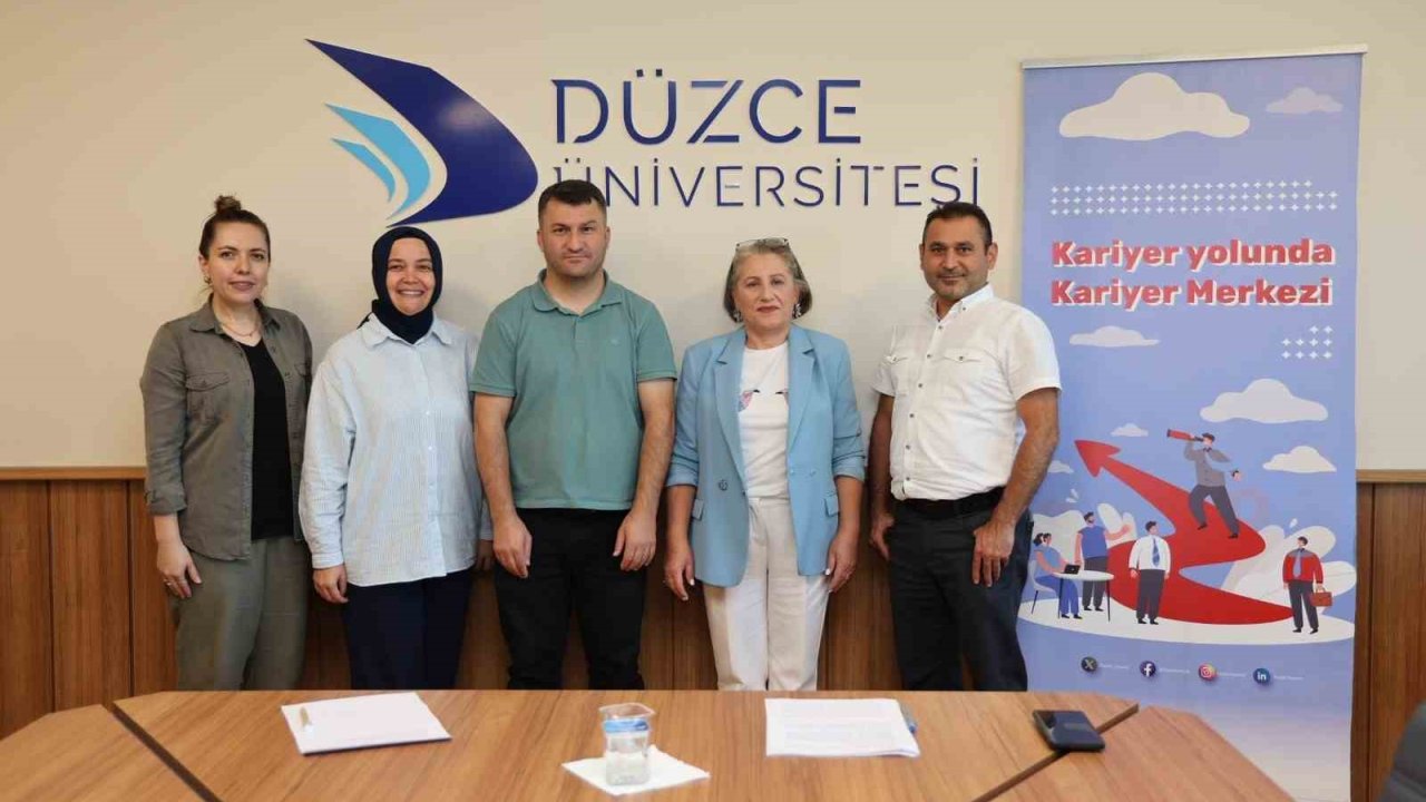 Düzce Üniversitesi’nde öğrencilik süreçleri tüm yönleriyle ele alındı