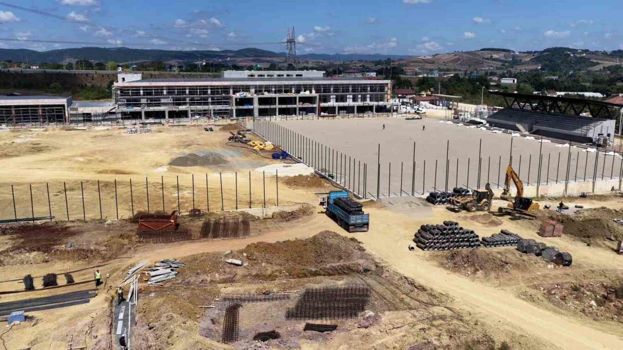 Kocaelispor’un yeni yuvası yüzde 50 tamamlandı