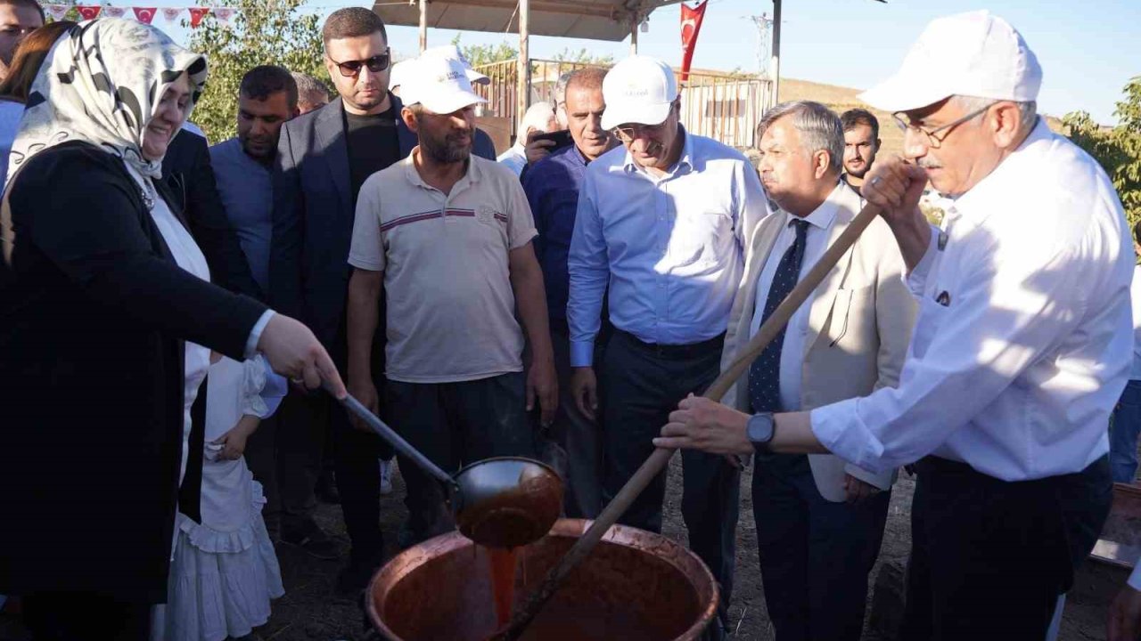 Kahta’da bin yıllık Bağ Bozumu Festivalli düzenlendi