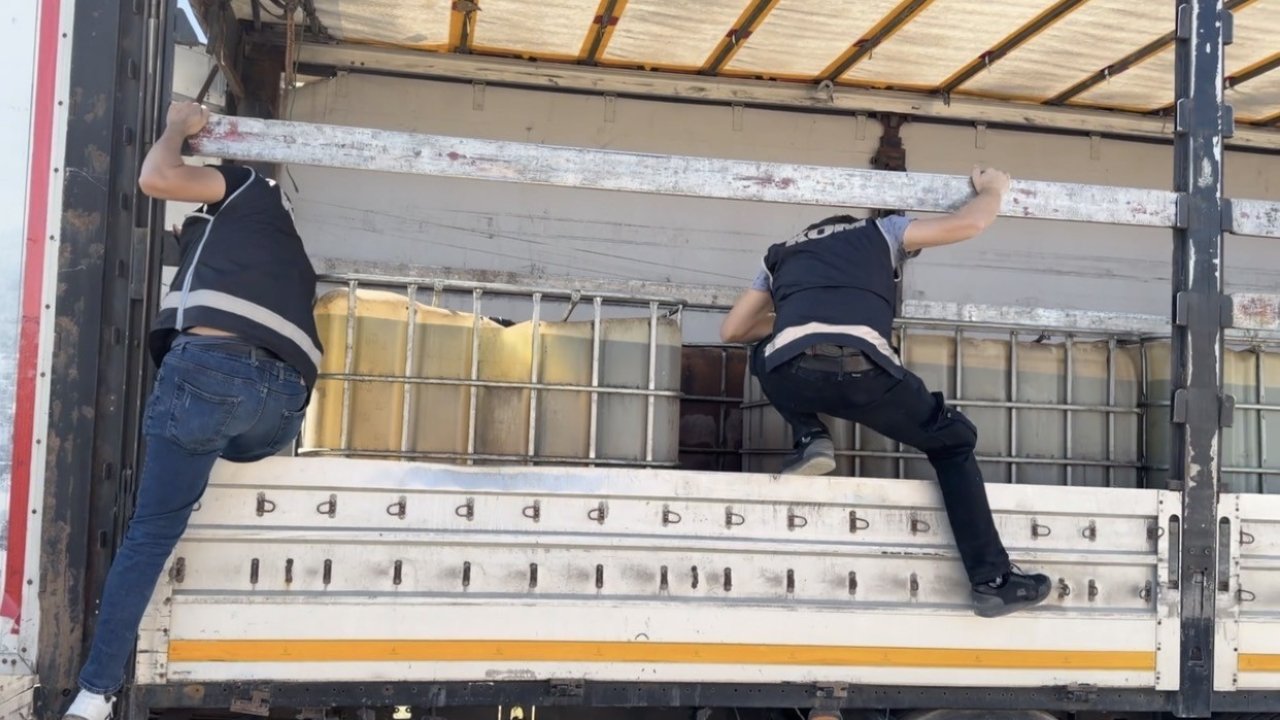 Iğdır’da 9 bin litre kaçak akaryakıt ele geçirildi