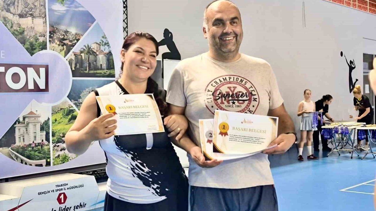 Niğdeli veteran badmintonculardan Türkiye Şampiyonası’nda 5 madalya