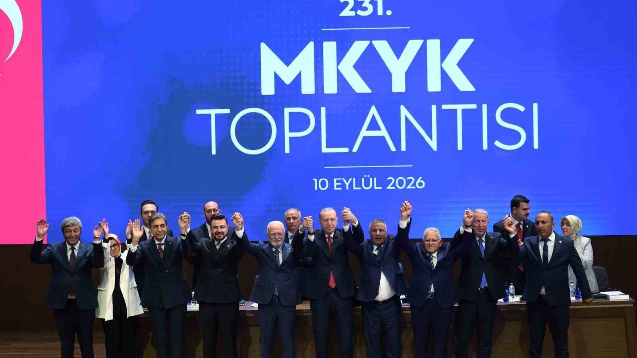 CHP’li Felahiye ve Akkışla Belediye Başkanları AK Parti’ye katıldı