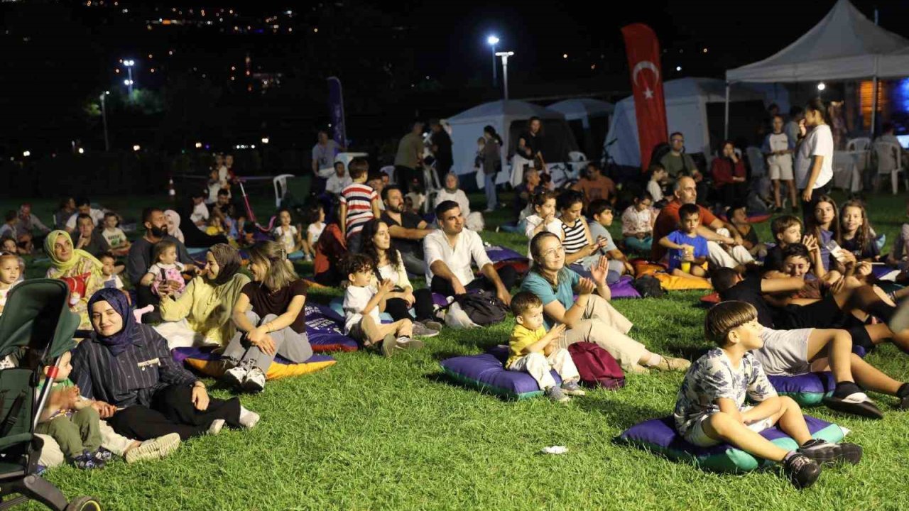 Hüdavendigar Kent Parkı’nda bilim dolu gece