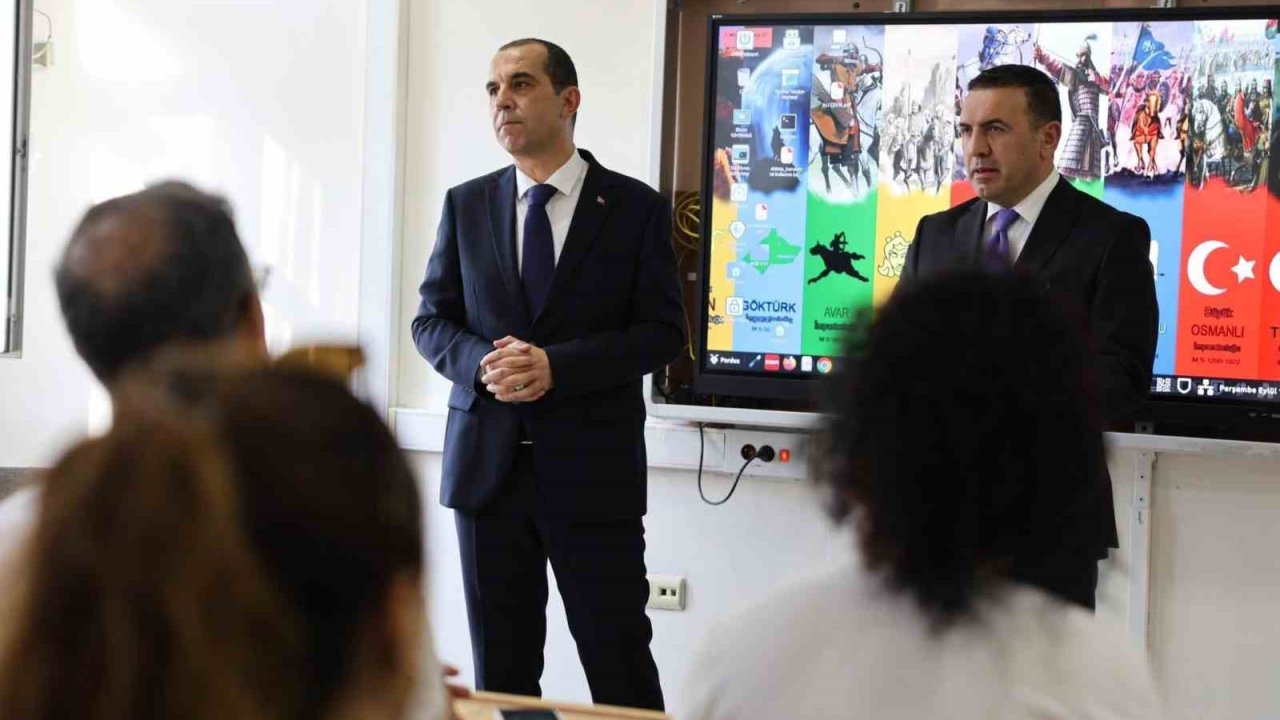 Vali Taşolar, Türkçe ve Matematik zümre toplantısına katıldı