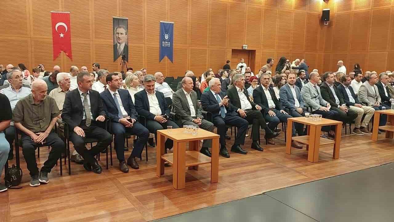 Bursa Artvin Vakfı’nda Demirci güven tazeledi