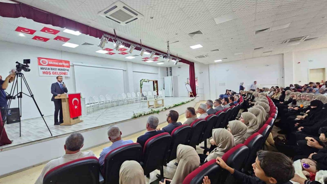 Adilcevaz’da ‘Hafızlık İcazet Merasimi’ yapıldı