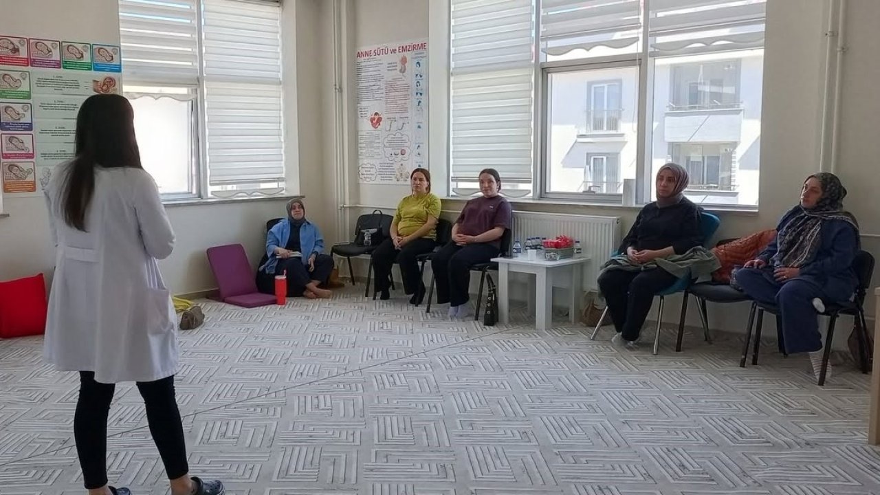 Bayburt’ta anne adaylarına ‘Gebe Okulu’ eğitimi verildi
