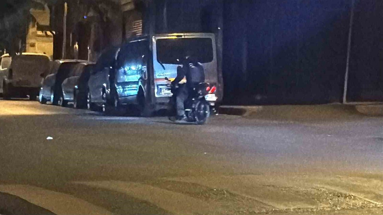 Polisten kaçtı, babası çağırınca geri geldi