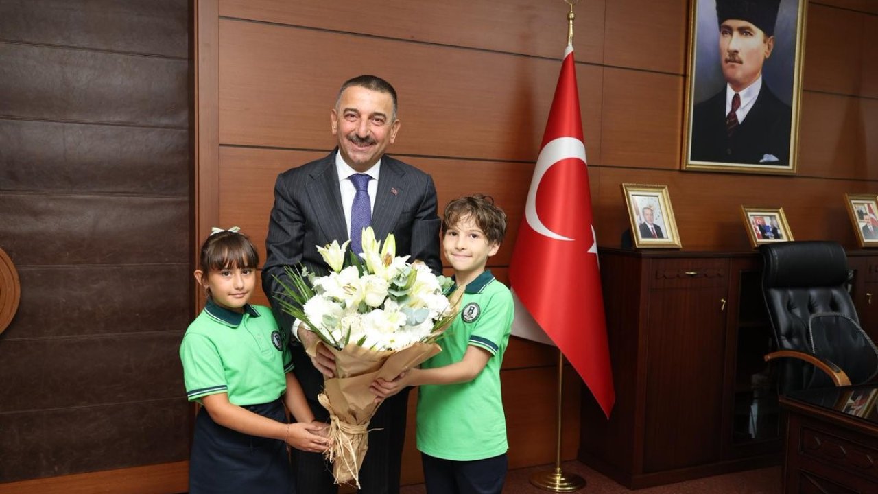 Vali Hacıbektaşoğlu yeni eğitim yılı dolayısıyla eğitim heyetini ağırladı