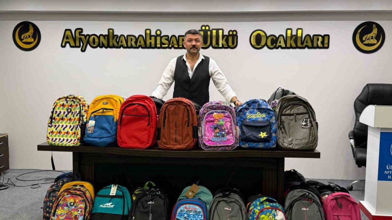 Ülkü Ocakları’ndan öğrencilere eğitim desteği