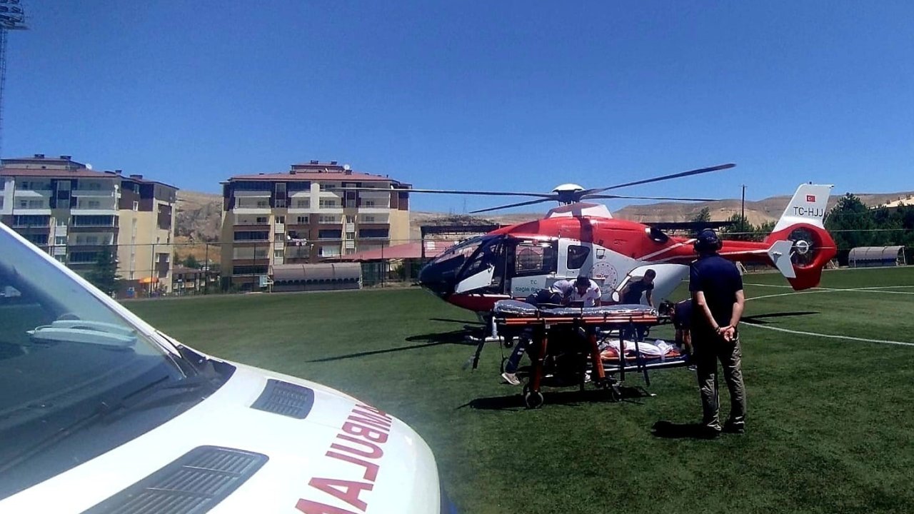 71 yaşındaki hasta hava ambulansıyla Malatya’ya sevk edildi
