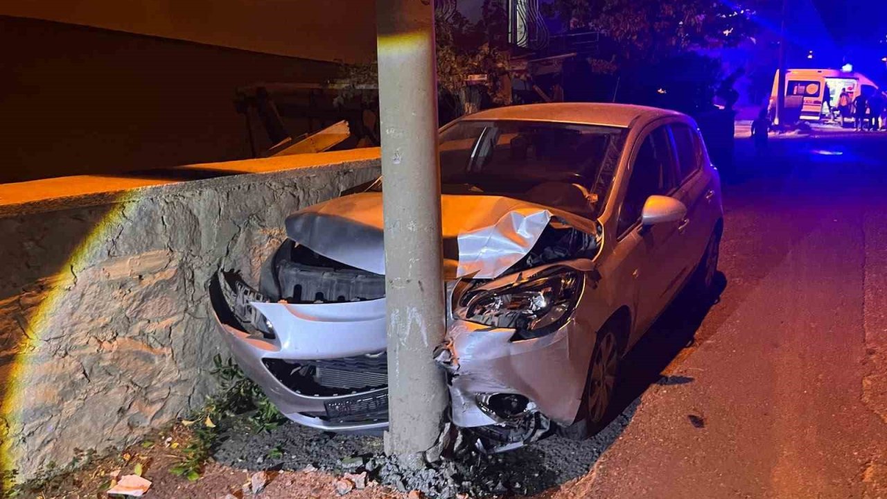Niğde’de iki otomobil çarpıştı: 5 yaralı