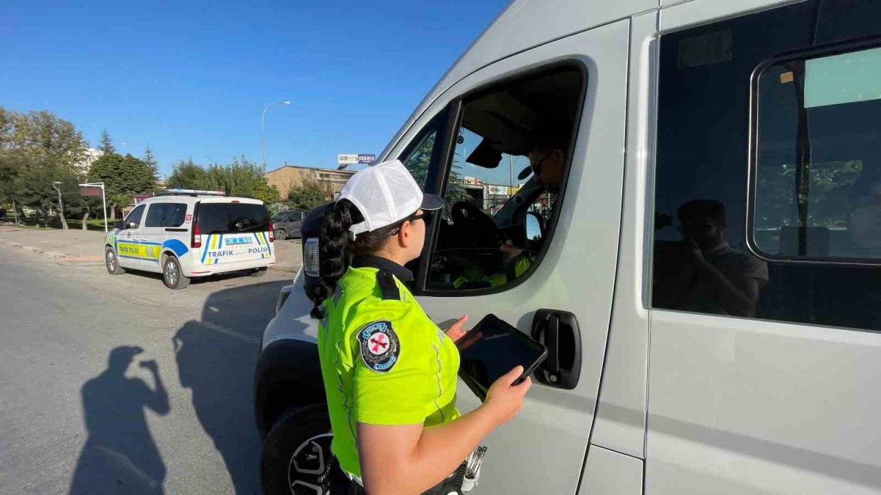 Karaman’da okul servislerine denetim