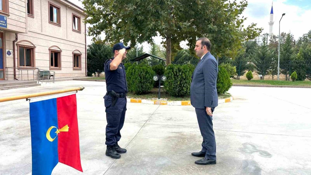 Yüzbaşı rütbesine yükselen Osmaneli İlçe Jandarma Komutanı Soy’a başarı dileği