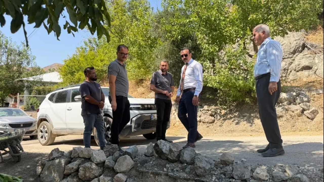 Kaymakam Pelvan köy yollarını asfalt çalışması öncesi inceledi