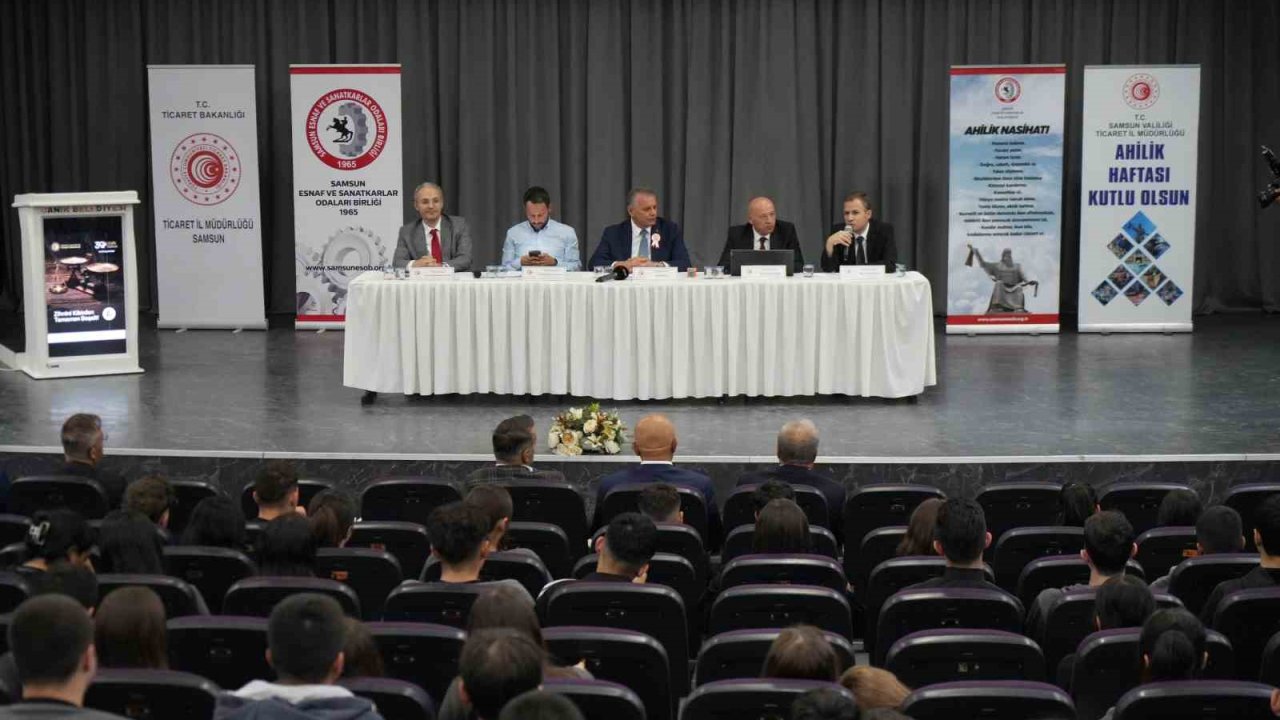 Ahilik kültürü gençlere anlatıldı: "Bu değerler yolunuzu aydınlatacak"