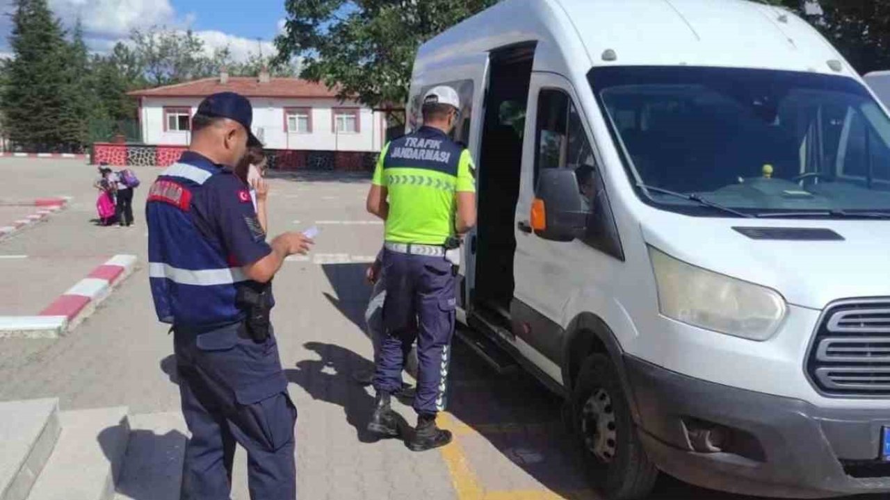 Güdül’de okul servislerine sıkı denetim