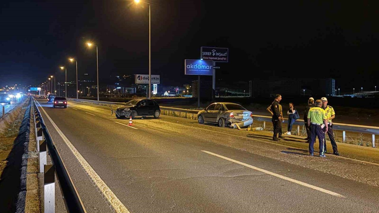 Kayseri’de iki otomobil çarpıştı: 1 yaralı