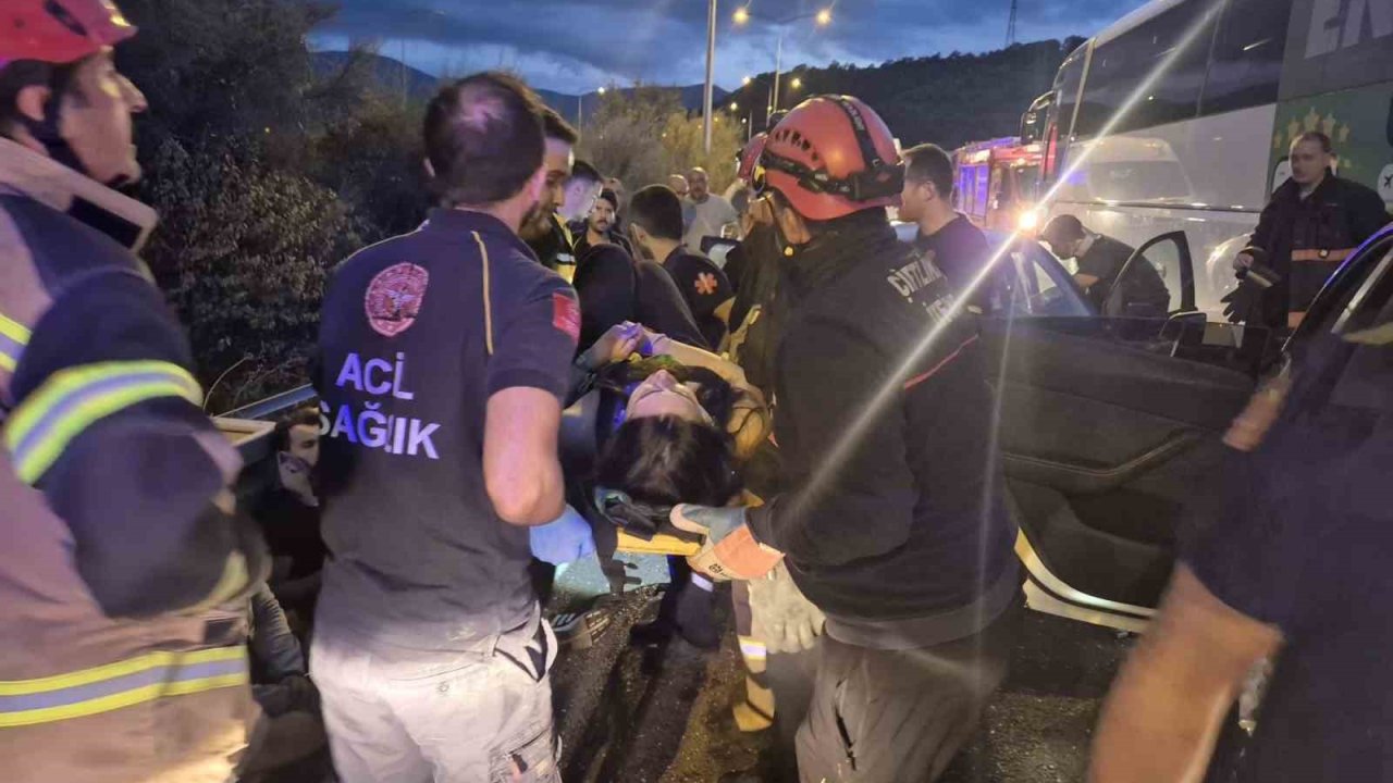İstanbul-İzmir Otoyolu’nda zincirleme kaza: 11 yaralı