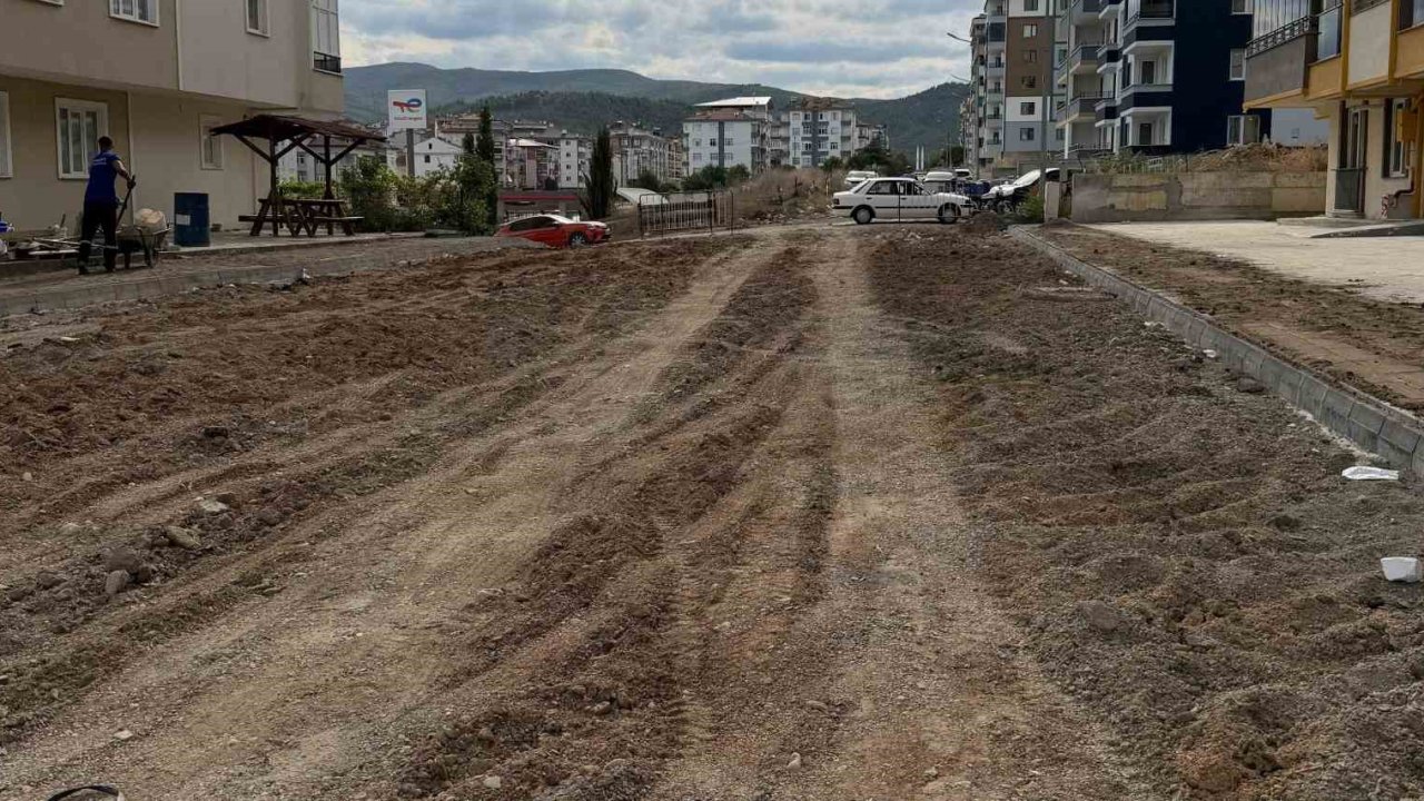 Boyabat’ta yol çalışması
