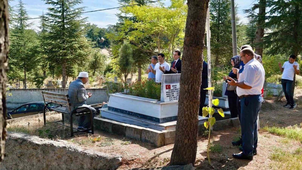 Hisarcıklı şehit Ayhan Öğüt, şehadet yıl dönümünde dualarla anıldı