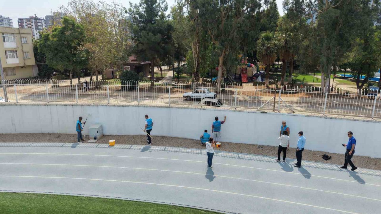 Yükümlüler eğitim ve spor alanlarını boyadı, 12 milyon TL’lik kamu yararı sağlandı