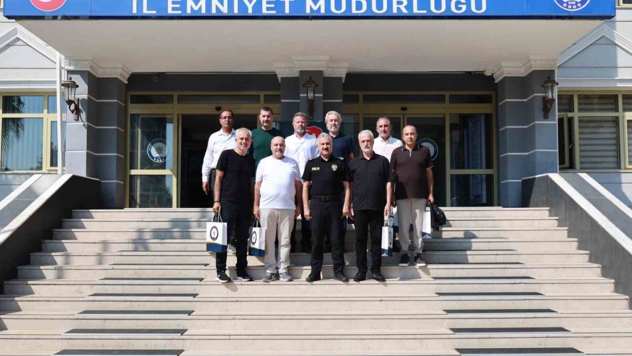 Emniyet Müdürü Aktaş, yaş haddinden emekli olan meslektaşlarıyla buluştu