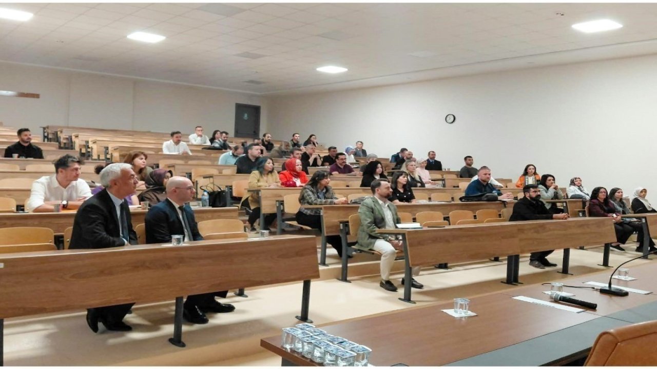 Kastamonu Üniversitesinde "Eğiticilerin Eğitimi Sertifika Programı" başladı