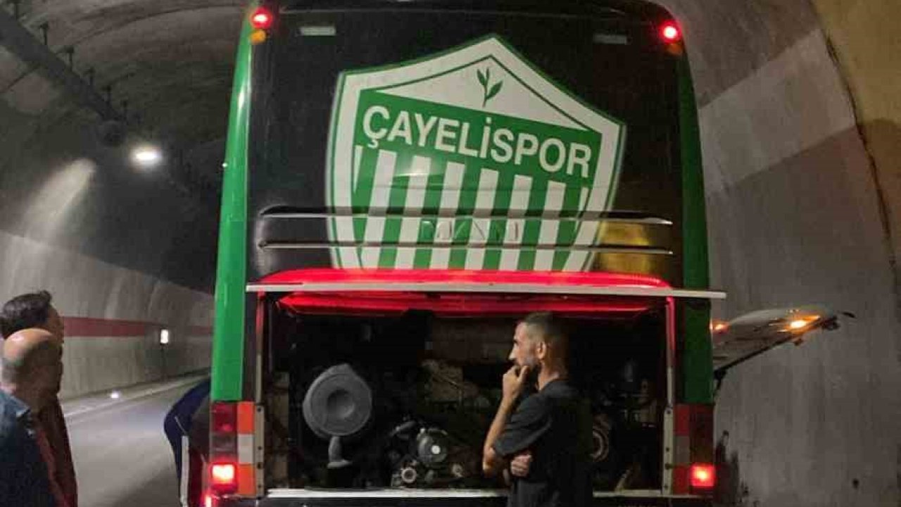 Kurban ve dualarla uğurlanan Çayelispor, tünelde mahsur kaldı