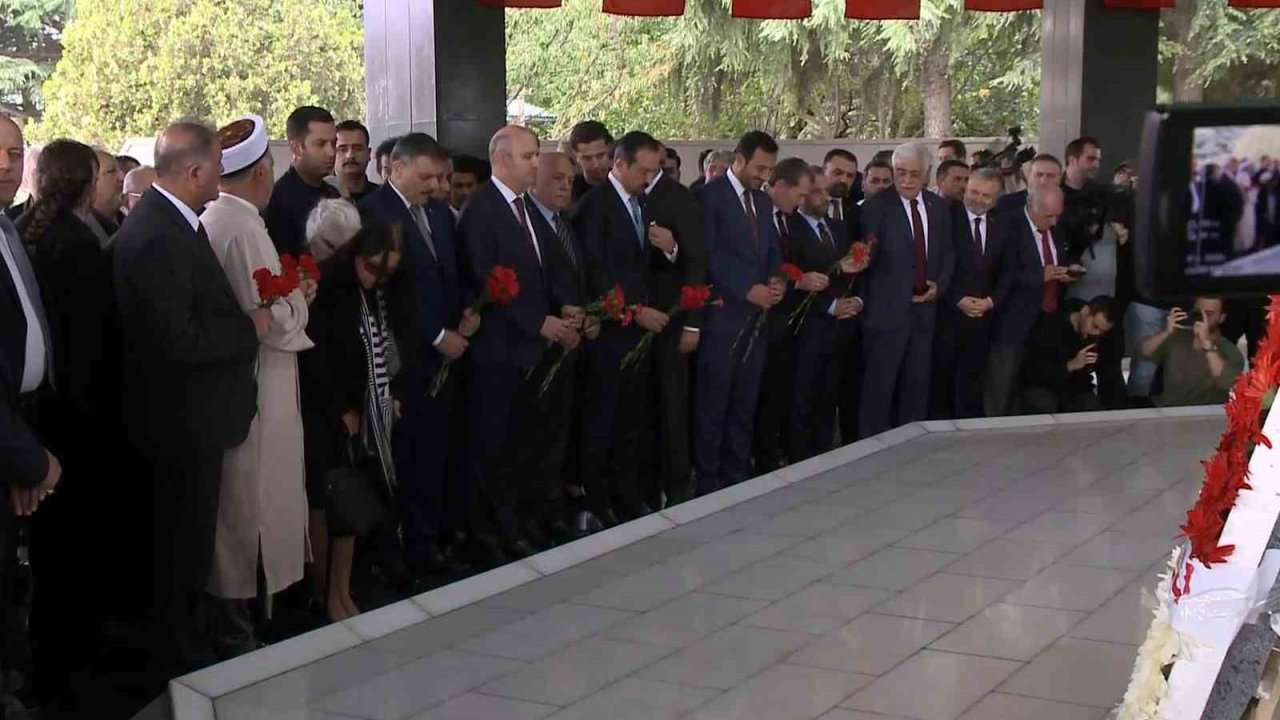 Adnan Menderes ve arkadaşları vefatlarının 65’inci senesinde kabirleri başında anıldı