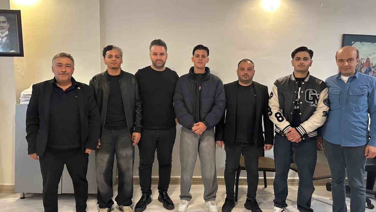 Bilecik 1. Hair Fest yarışmasında dereceye girenlere ödülleri verildi