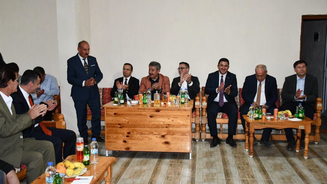Milletvekili Tatar, Cizre’de vatandaşların taleplerini dinledi