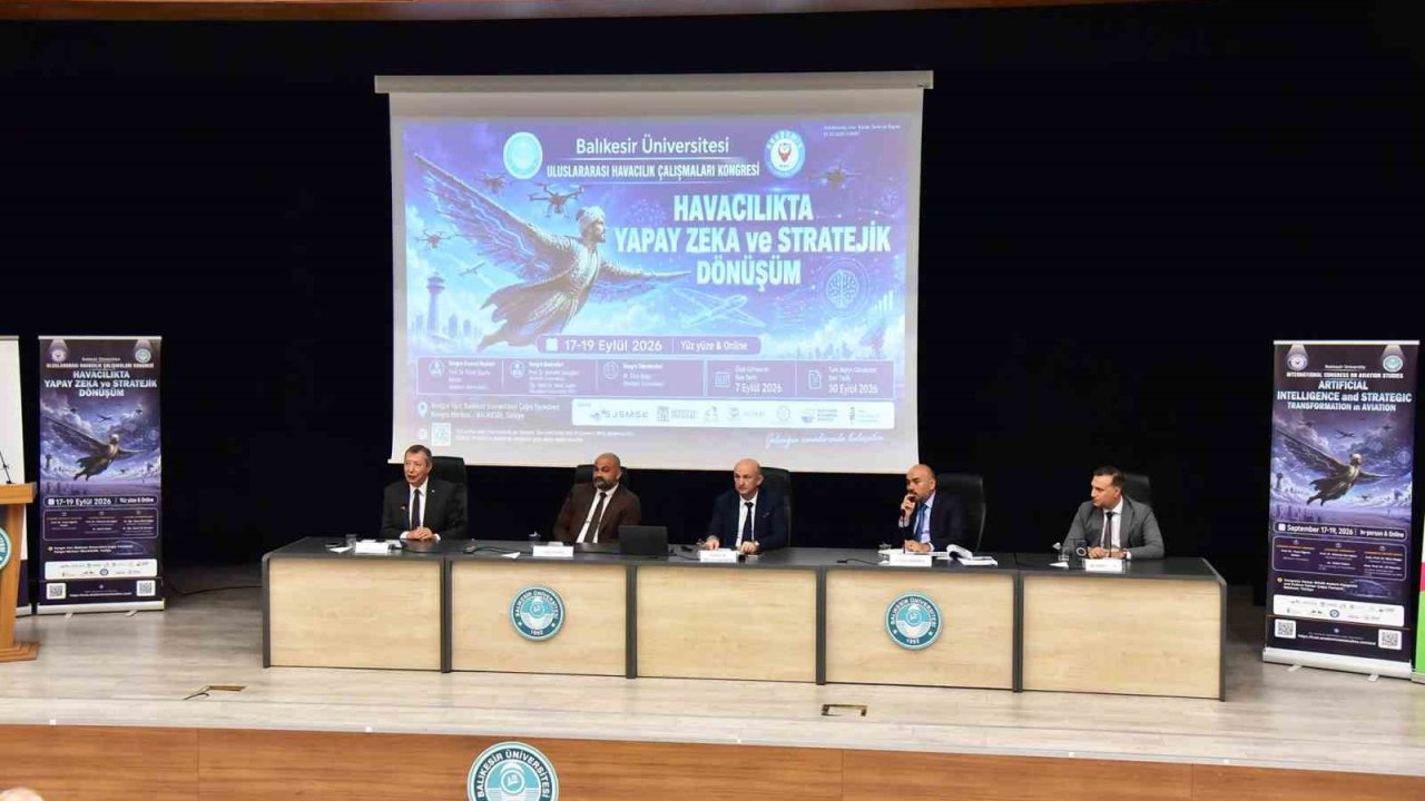 Sivil havacılığın geleceği Balıkesir’de masaya yatırıldı