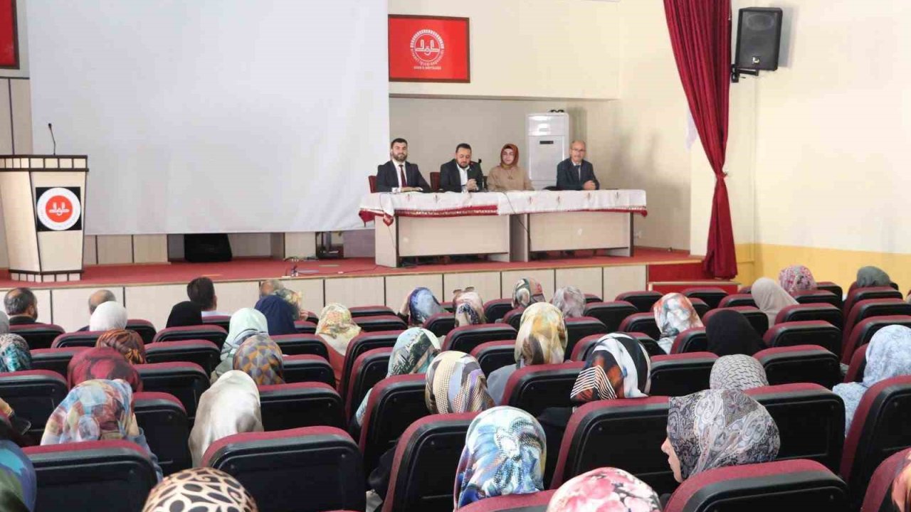 Vali Şimşek’ten din görevlilerine başarı belgesi