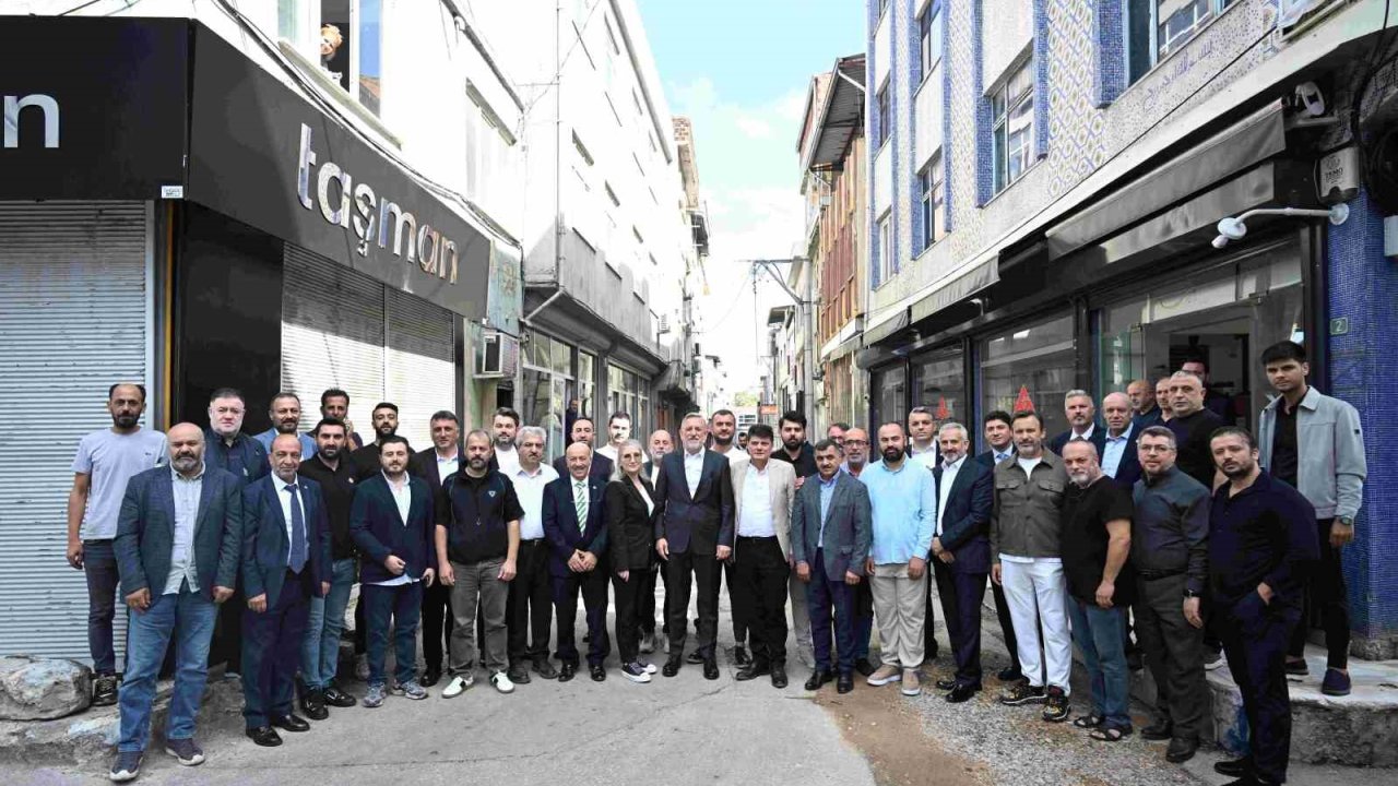 Başkan Burkay’dan ayakkabıcılara alım heyeti ve UR-GE müjdesi