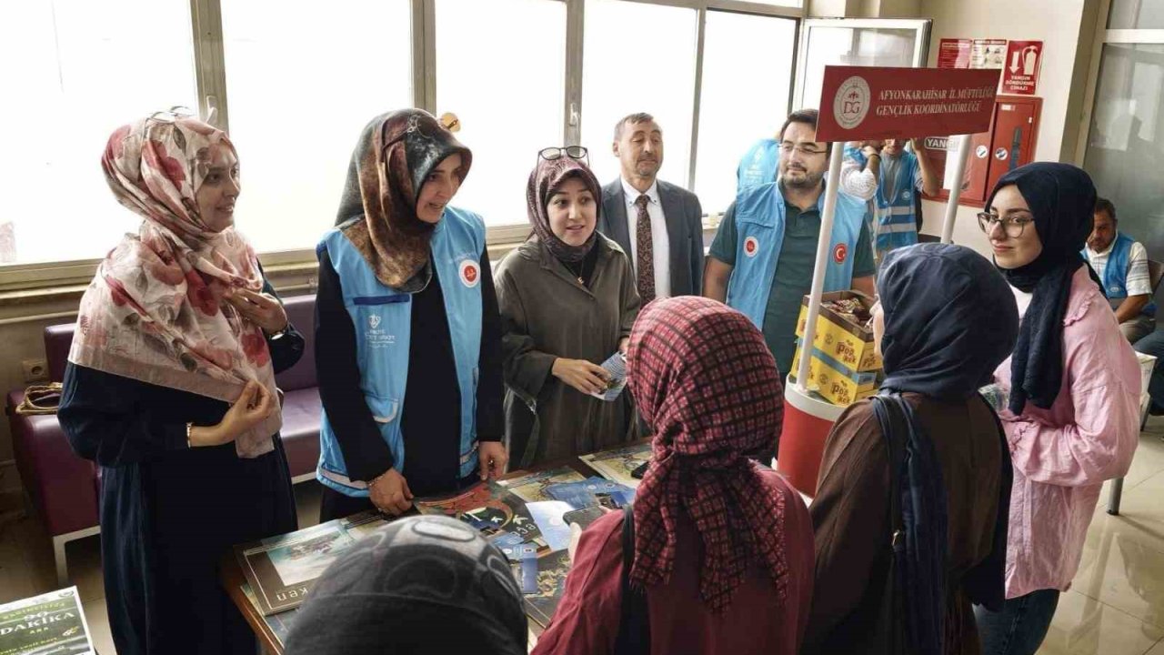 Üniversite öğrencilerine Diyanet Gençlik Merkezi tanıtıldı