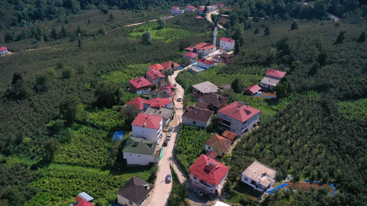 Ordu’da beton yol çalışmaları sürüyor