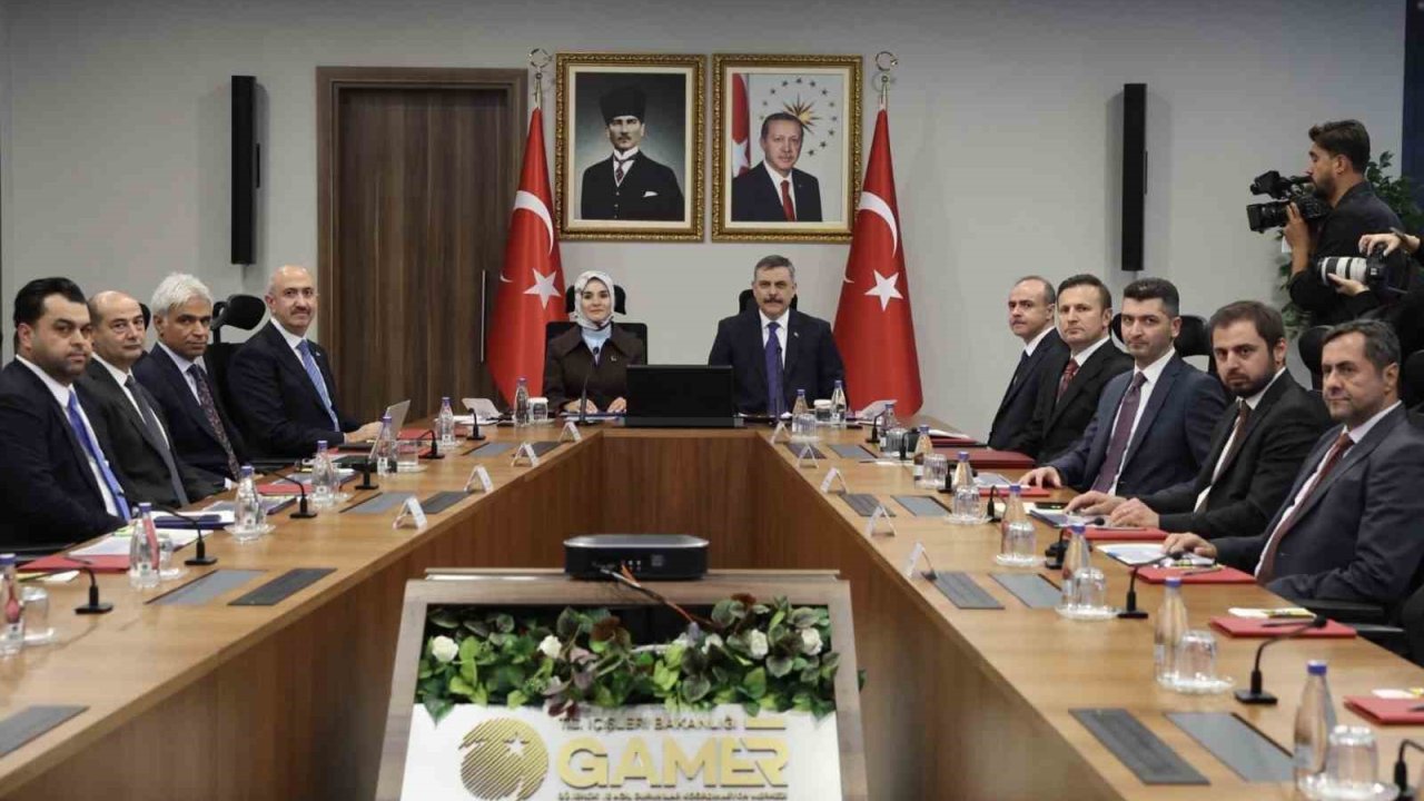 Bakan Göktaş ve Bakan Çiftçi 81 ilin valileriyle toplantı gerçekleştirdi