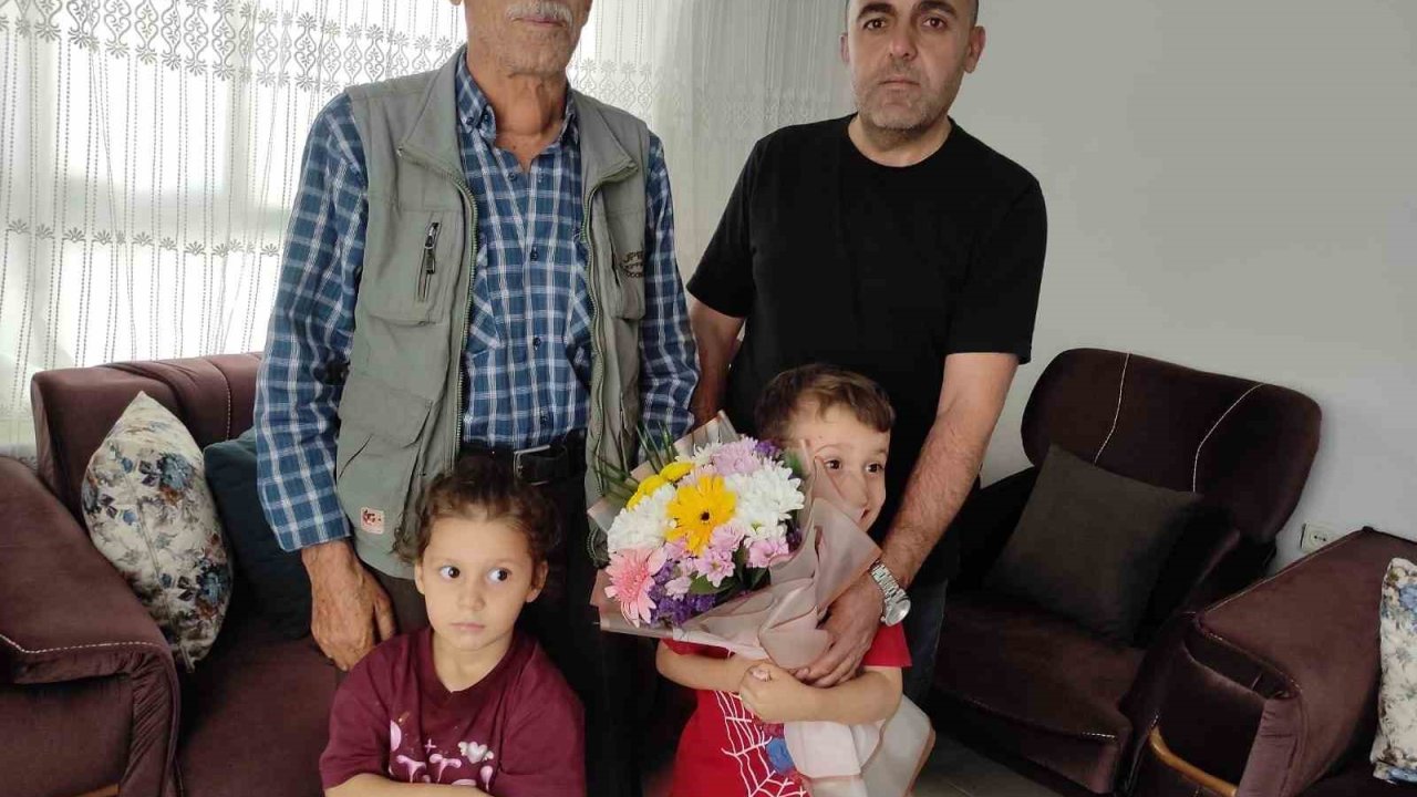 32 yıl önce iki gözünü ve bir bacağını kaybetti, 10 çocuğunu üniversiteye gönderdi