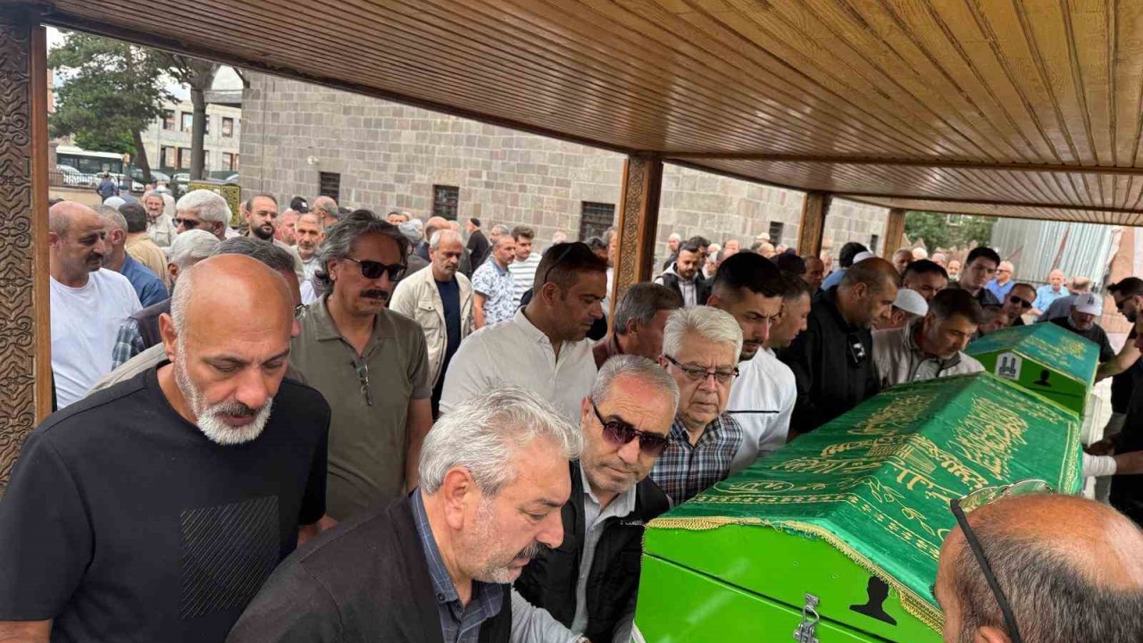 Gazeteci Fuat Kantarcı Erzurum’da son yolculuğuna uğurlandı