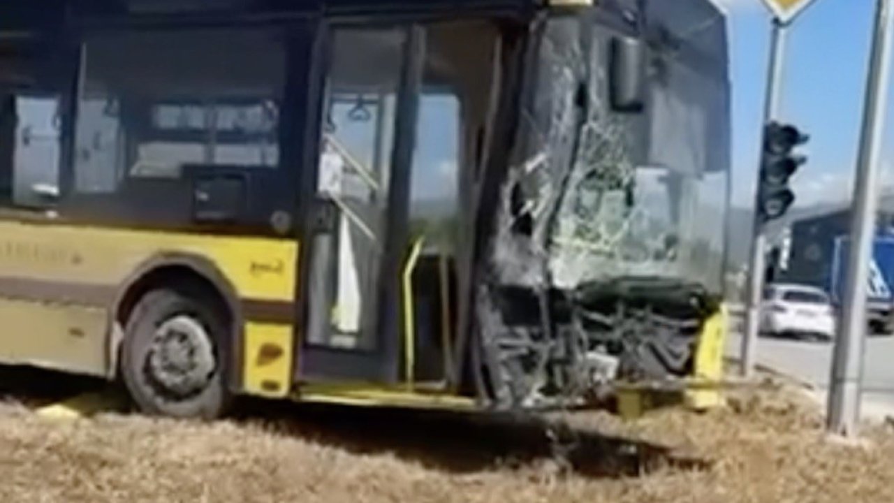 Belediye otobüsünde yolcular ölümden döndü