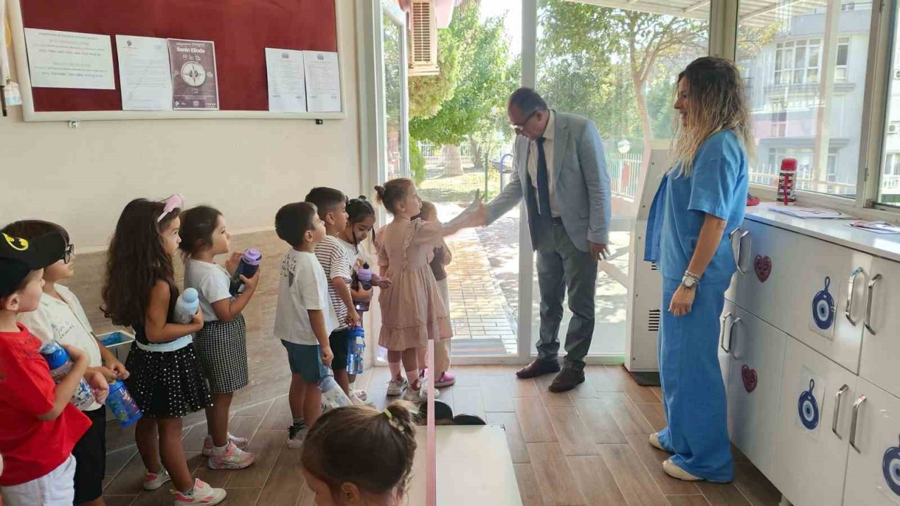 Kuşadası İlçe Milli Eğitim Müdürü Yapıcı anaokulunda eğitim çalışmalarını inceledi