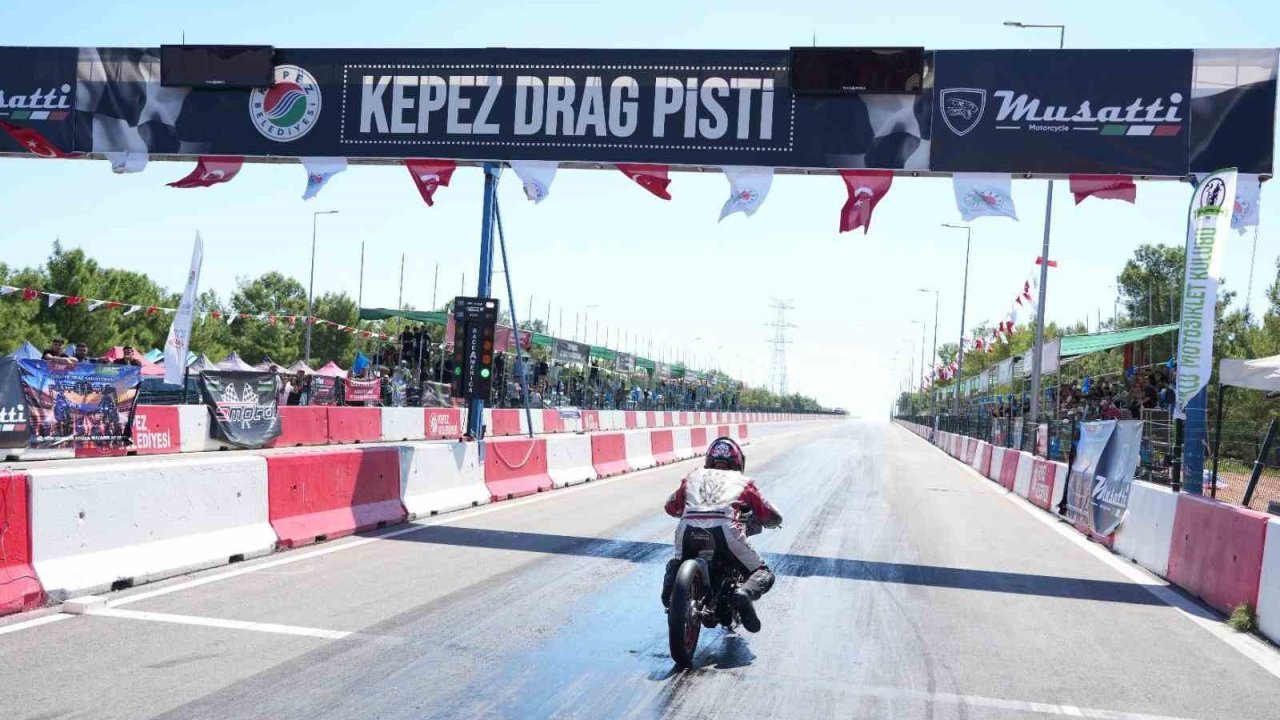 Kepez’de moto drag heyecanı start aldı