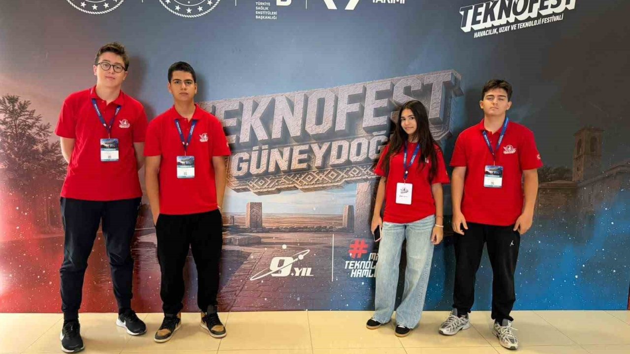 Aydınlı öğrenciler 4 bin takımı geride bırakıp TEKNOFEST finaline kaldı