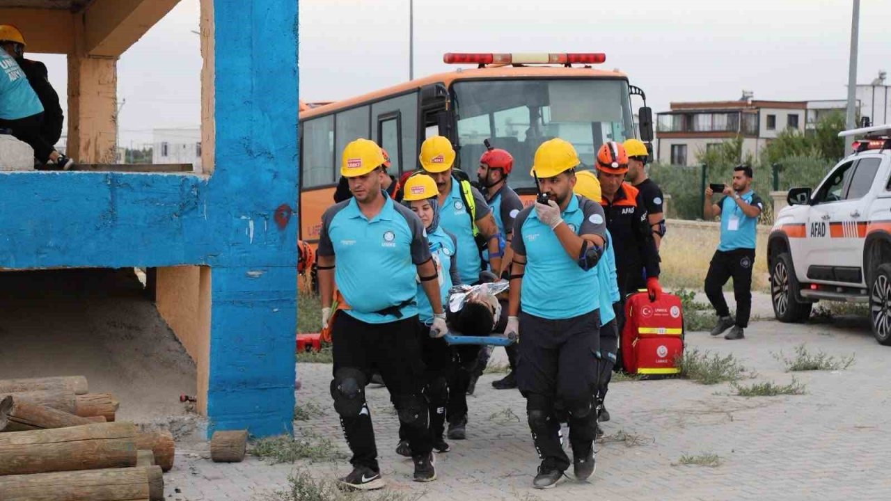 Adıyaman’da UMKE ekiplerinden deprem tatbikatı